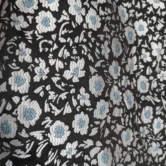 Floral Skirt by Loft - Picture 3 of 6